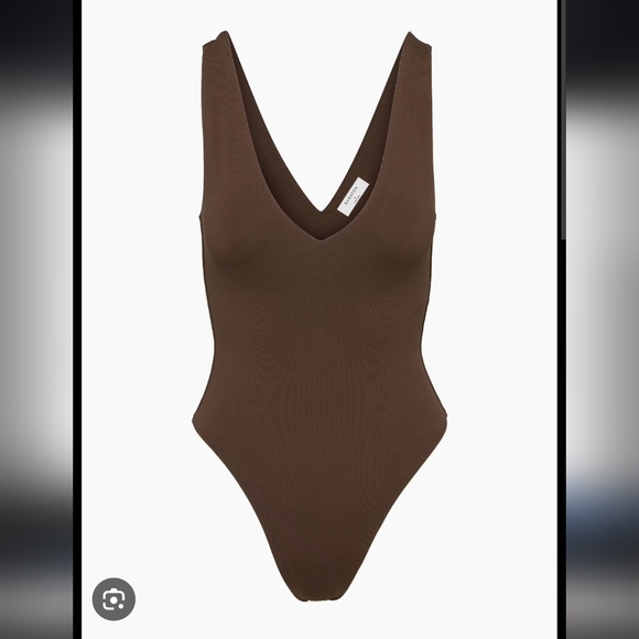 Babaton Tops - Babaton Contour V-Neck Bodysuit